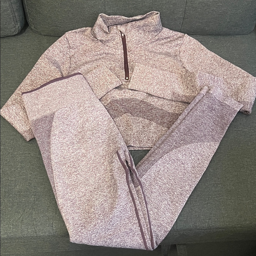 Purple Quarter-Zip Pullover and Leggings Set - S/M